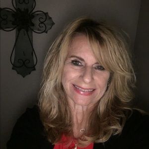 Meet your Posher, Heidi